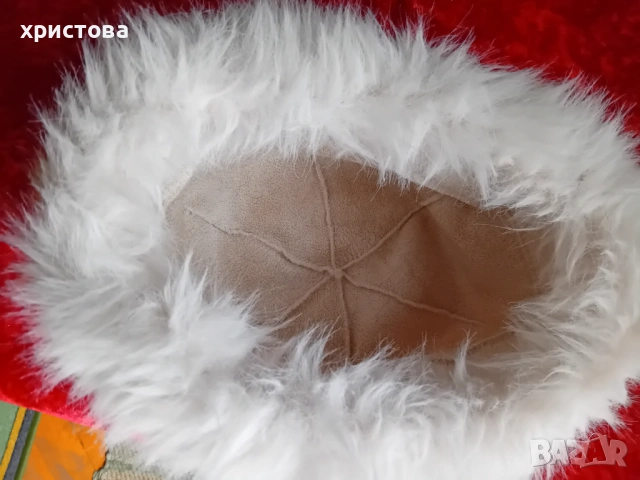 Зимни пухкави шапки, снимка 5 - Шапки - 52256533