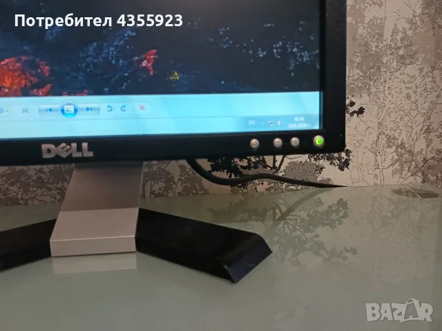 LCD монитор DELL, снимка 3 - Монитори - 55982237