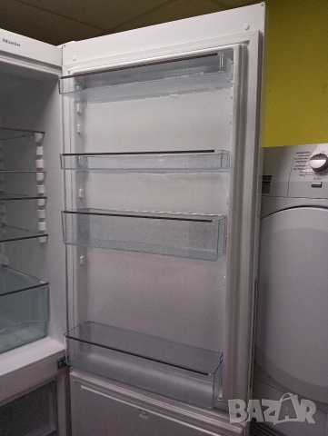 Комбиниран хладилник с фризер Миеле Miele с 2 години гаранция!, снимка 12 - Хладилници - 53001957