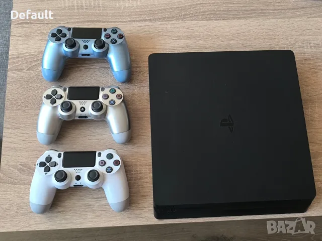 Playstation 4-1Tb/3 джойстика -Топ състояние❗