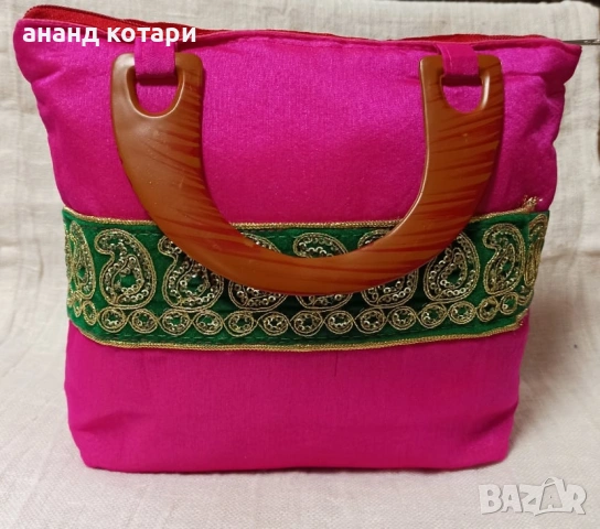 12.Малка чантичка със златна бродерия, снимка 3 - Чанти - 38377263