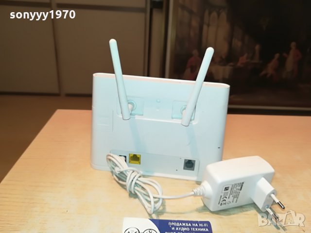 4G-бял рутер huawei с 2 бели антени 1708211951, снимка 2 - Рутери - 33844655