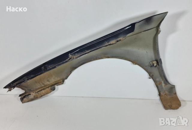 Десен Калник Toyota Avensis T22 Тойота Авенсис Т22 1997-2003, снимка 2 - Части - 53401031