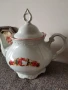 Ретро порцеланов чайник , снимка 2