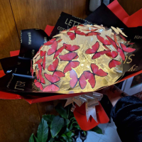 НОВО!! БАРБИ БУКЕТ! Луксозни светещи букети " DESS" , снимка 1 - Подаръци за рожден ден - 41903860