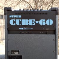 Кубе Roland Cube 60 усилвател за китара, снимка 1 - Китари - 35990468
