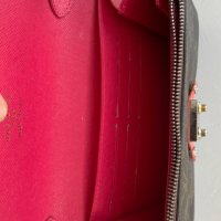 Louis Vuitton чантичка, снимка 6 - Чанти - 42139168