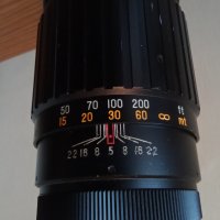 Фотообектив за механичен фотоапарат Carenar 300 мм на байонет в отлично състояние, снимка 3 - Обективи и филтри - 40391382