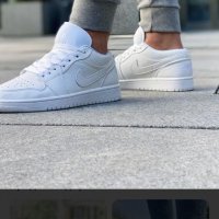 Nike Air Jordan 1 Retro Tripple White Mens Size 46/30 UK11 US 12 ОРИГИНАЛ!, снимка 12 - Кецове - 39872514