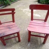 Стари дървени столчета, снимка 1 - Антикварни и старинни предмети - 40849769