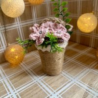 Ръчно направени  кошнички с плетени на една кука цветя, снимка 2 - Други - 44460903