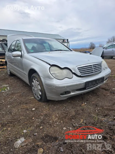 Mercedes / C200 бензин /  W203 / седан  ***Само на части***, снимка 1