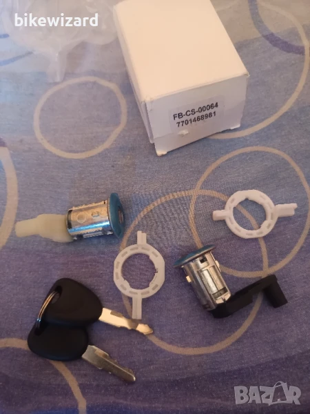 Комплект цилиндри за ключалки 7701468981 за Renault Megane Scenic Clio Thalia НОВИ, снимка 1