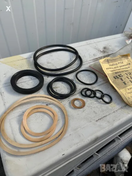 Т170 Т130 Ремонтен комплект ЦС-125 уплътнители за хидравличен силов цилиндър НОВ СССР, снимка 1