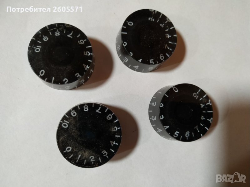 Продавам кнобове(копчета,врътки,капачки) за потенциометри за електрическа китара, снимка 1