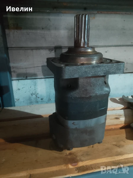 Хидромотори хидро мотор бобкат 553, снимка 1