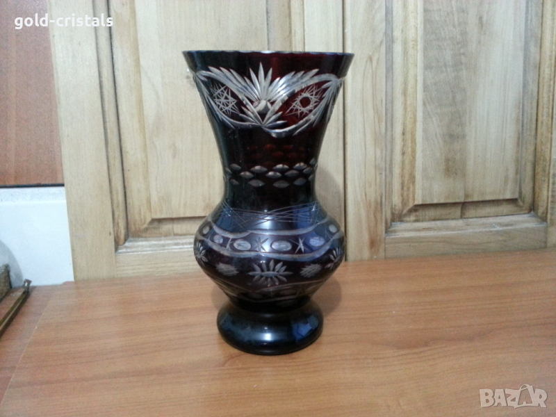 Ваза цветен червен кристал, снимка 1