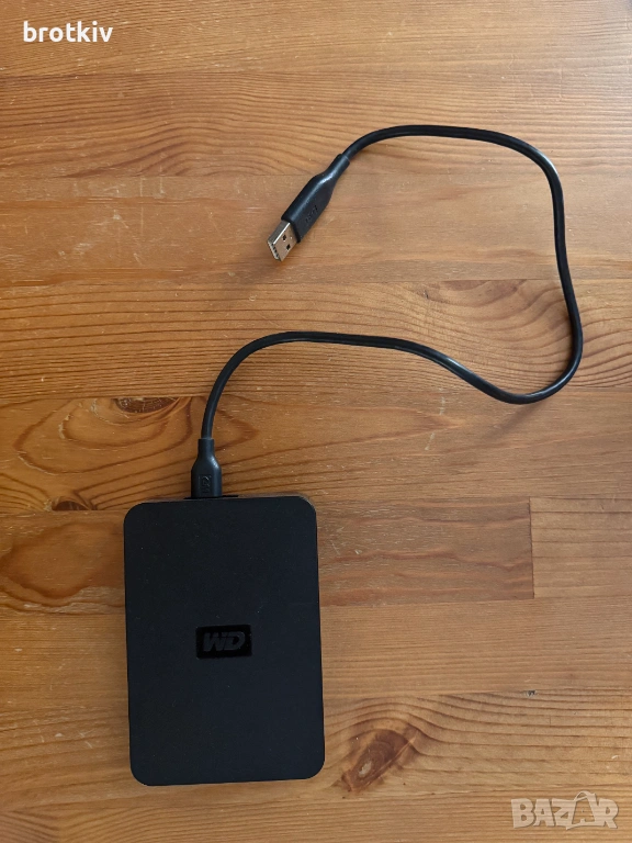 Продавам външен хард диск 1 ТБ, снимка 1