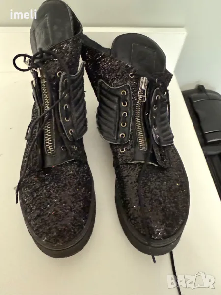 Боти , снимка 1