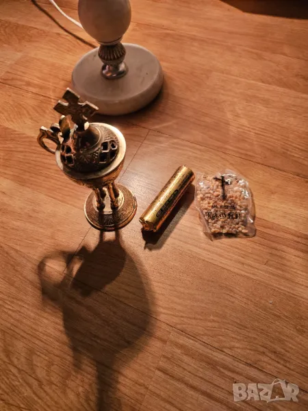 Старинно бронзово кадило, тамянник  красиви орнаменти и цветя 15 см  кандило кадило църква параклис, снимка 1