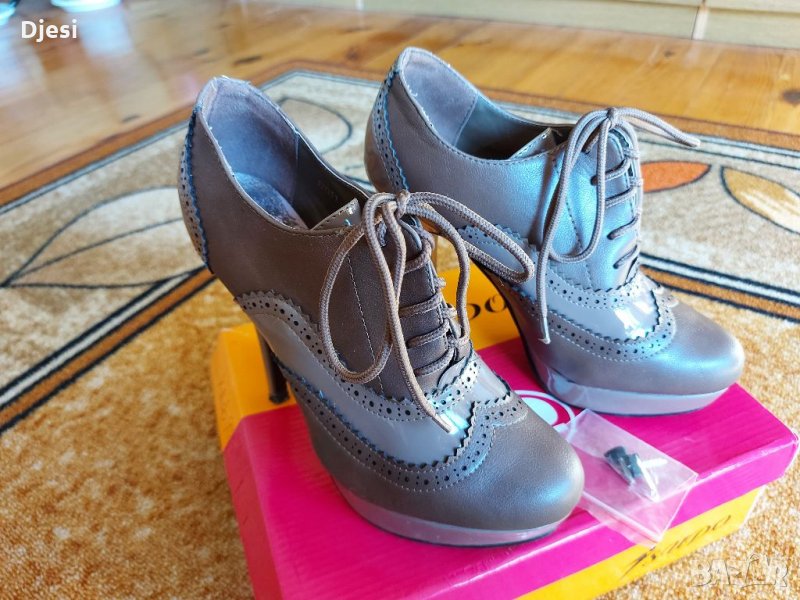 Обувки на ток, снимка 1