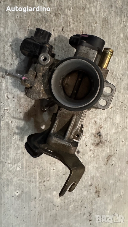 Дроселова Клапа за Toyota Yaris - 136800-1702, снимка 1