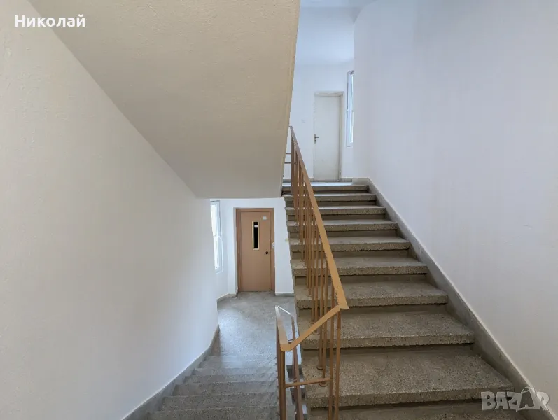 Боядисване на входове и кооперации - професионални резултати на разумни цени!, снимка 1