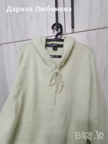 Мек и топъл пуловер с гугла , снимка 2 - Блузи с дълъг ръкав и пуловери - 52628239