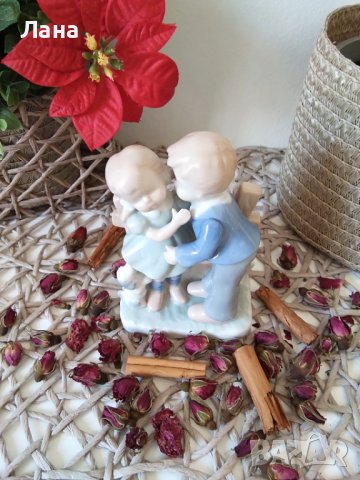 порцеланова фигурка " Деца", снимка 2 - Статуетки - 41328614