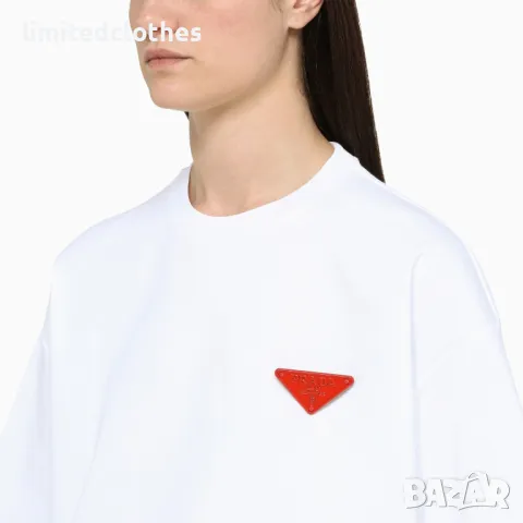 White Red Triangle Logo Brooch Oversized Дамска / Мъжка Тениска size XL и XXL