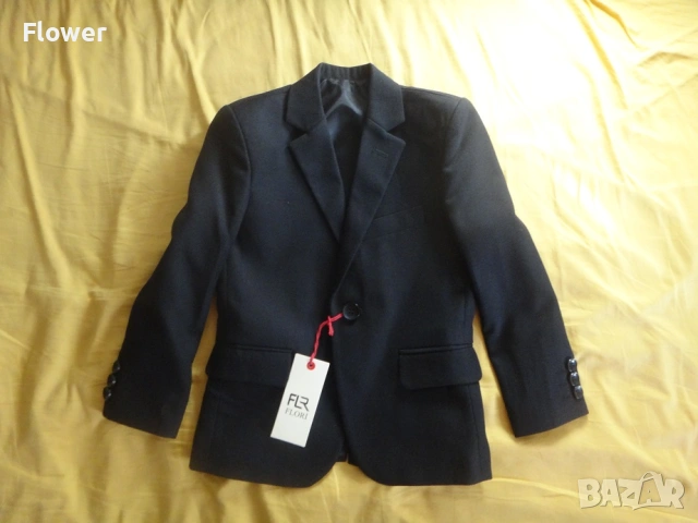 Нов Детски официален черен костюм от 3 части, размер 104-110см, за 4-5 години, снимка 3 - Детски комплекти - 53272249