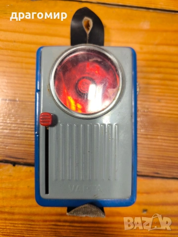 старо фенерче VARTA, снимка 2 - Антикварни и старинни предмети - 53717727