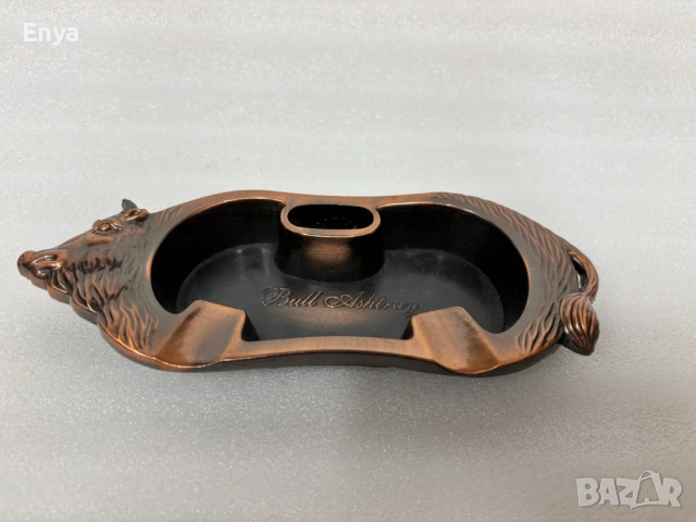 Пепелник от месинг или мед във формата на бик, снимка 2 - Антикварни и старинни предмети - 53737464