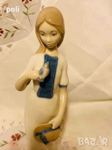 порцеланова статуетка , снимка 5 - Статуетки - 48229628