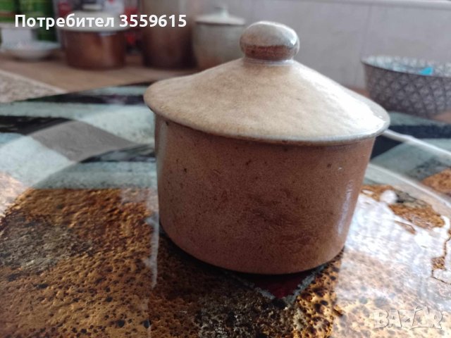 керамичен съд с капак от Белгия, снимка 4 - Декорация за дома - 41548394