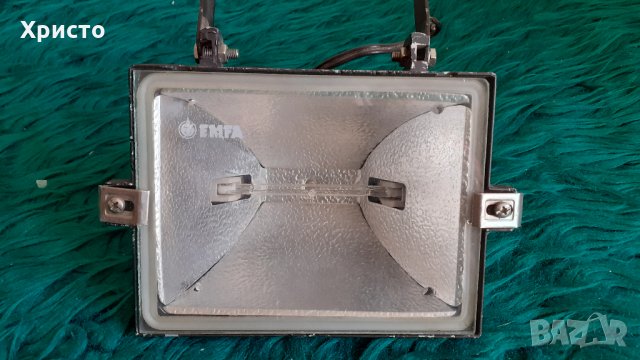 прожектор халогенен метален с лампа 500 вата,W EMFA Чехия