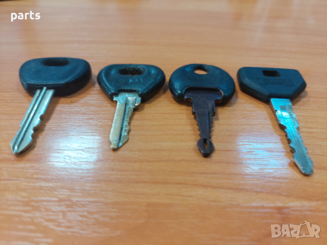 Контактен Ключ 4броя N, снимка 2 - Части - 36446250