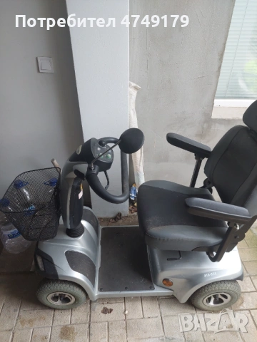 Скутер за трудно подвижни хора