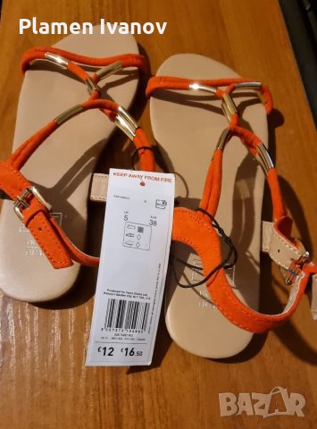 Продавам Чисто нови летни изискани модерни дамски сандали 38 номер със златисти орнаменти, снимка 3 - Сандали - 35839618