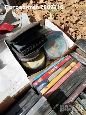 Над 300бр. дискове, снимка 2 - CD дискове - 47482815