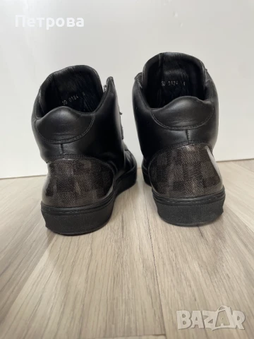Louis Vuitton мъжки кожени обувки 8 ( EU 43 ) Оригинал, снимка 4 - Маратонки - 51366180