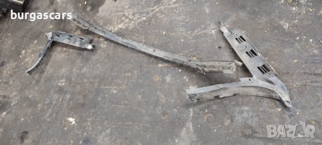 Държачи Задна броня Vw Passat 5 5.5 седан - 20лв