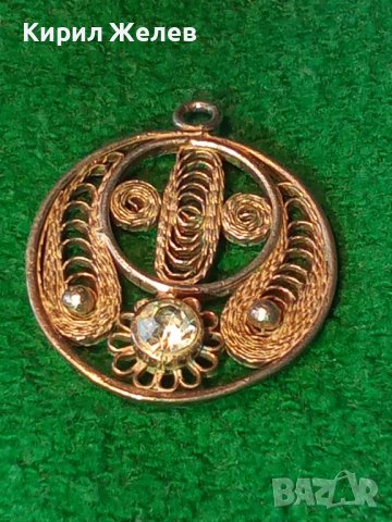 СРЕБЪРЕН ФИЛИГРАНЕН СТАРИНЕН МЕДАЛЬОН с ФАСЕТИРАН КРИСТАЛ РЪЧНА ИЗРАБОТКА 19532, снимка 2 - Антикварни и старинни предмети - 31576290