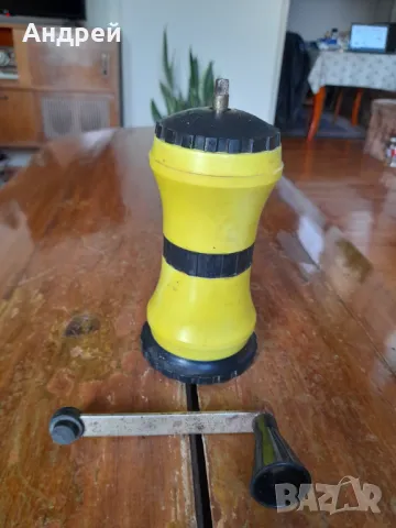 Стара кафемелачка,мелничка,мелница за кафе #23, снимка 4 - Антикварни и старинни предмети - 48117408