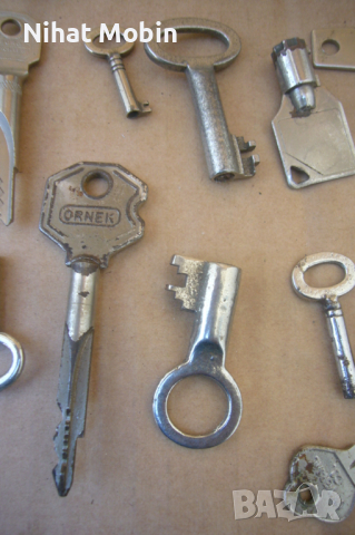 Лот малки ключета, снимка 3 - Антикварни и старинни предмети - 44924330