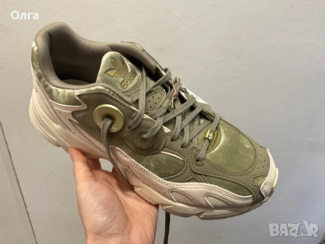 Сникърси Adidas Astir W GX8548 Зелен, снимка 2 - Маратонки - 53159278