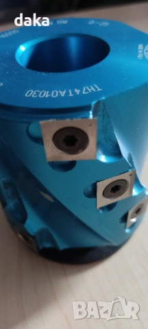 Спирална фрезова глава за дърво , снимка 2 - Други машини и части - 53023850