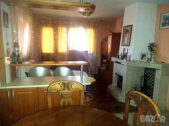 🏡Продавам Триетажна масивна къща  ведно със сутерен и гараж в гр.Тетевен, снимка 3 - Къщи - 55873907