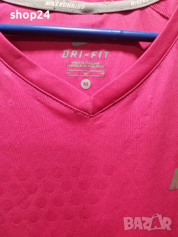 NIKE RUN Тениска/Дамска М, снимка 3 - Тениски - 36353233
