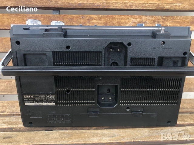 Радиокасетофон HITACHI TRK-8155E, снимка 11 - Радиокасетофони, транзистори - 53447114